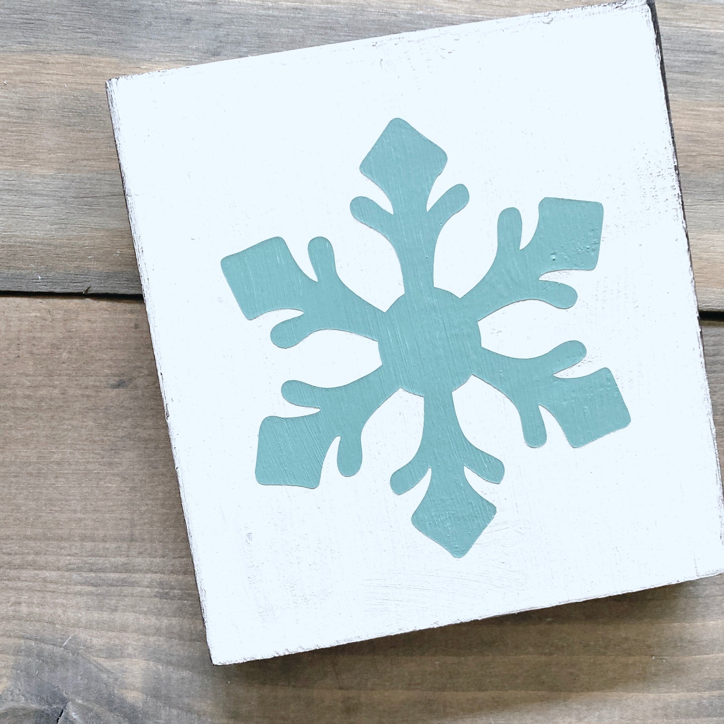 Snowflake sign in dark green, holiday decor modern cottage farmhouse vintage store boutique wholesale decor