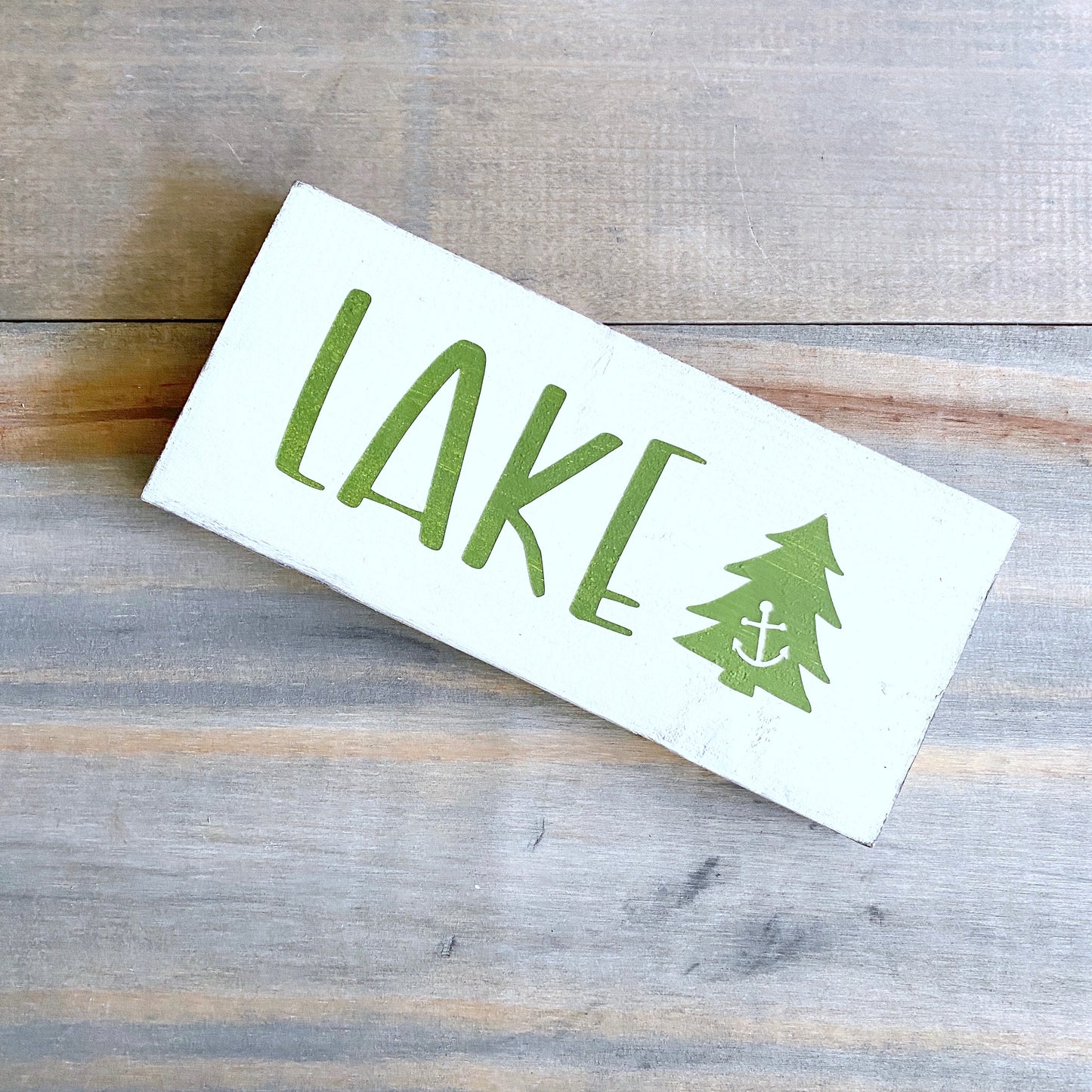 Lake Christmas Tree Sign