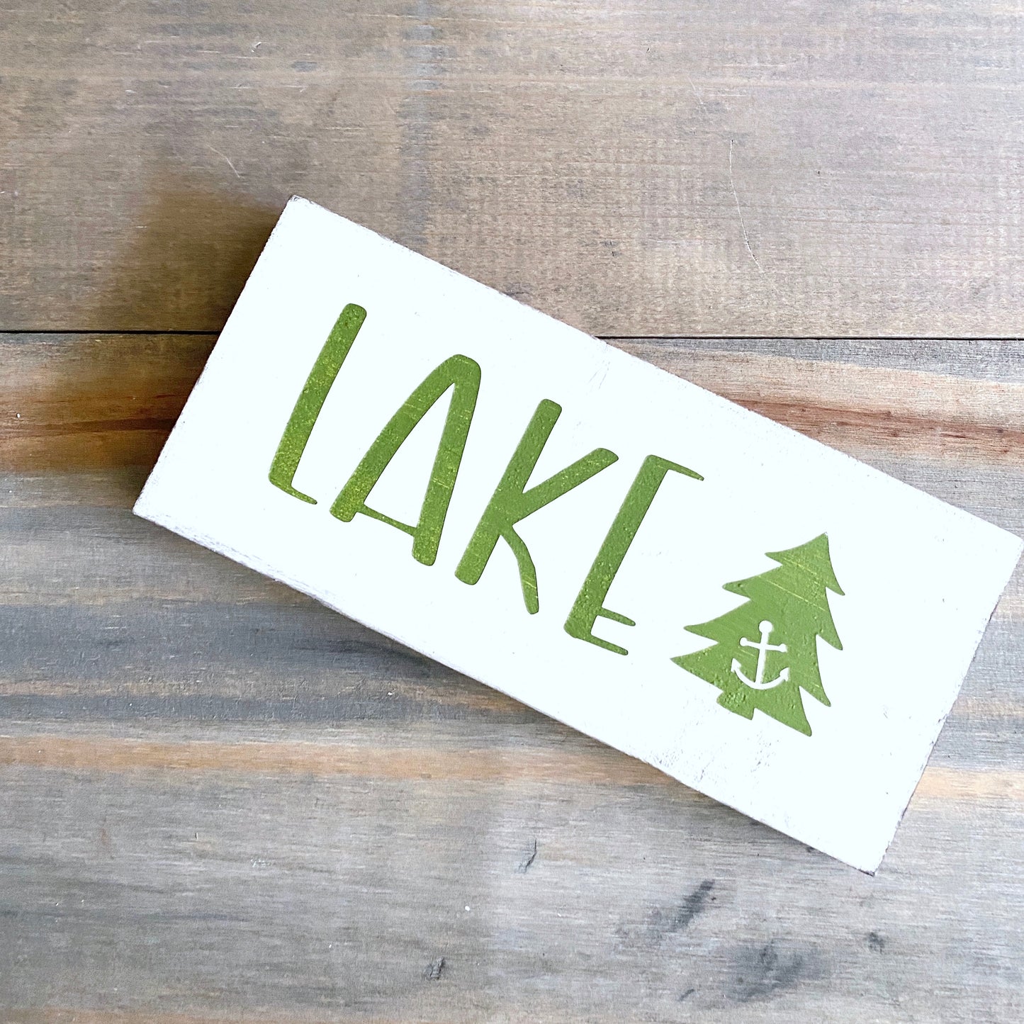 Lake Christmas Tree Sign
