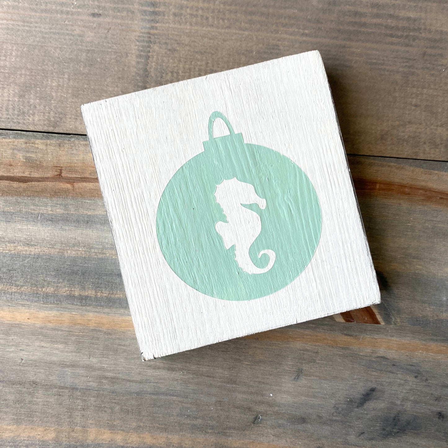 Seahorse Ornament Sign