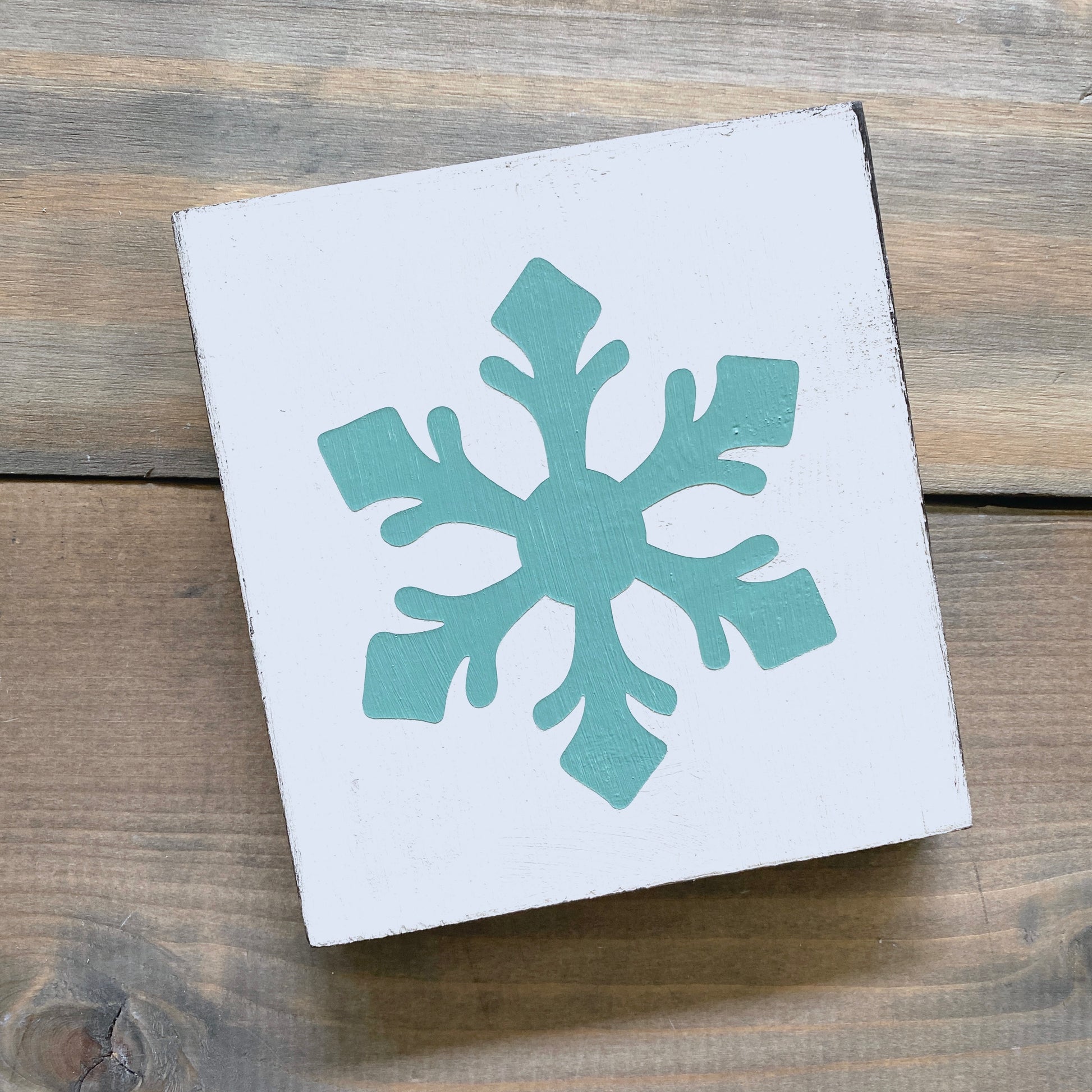 Snowflake sign in dark green, holiday decor modern cottage farmhouse vintage store boutique wholesale decor