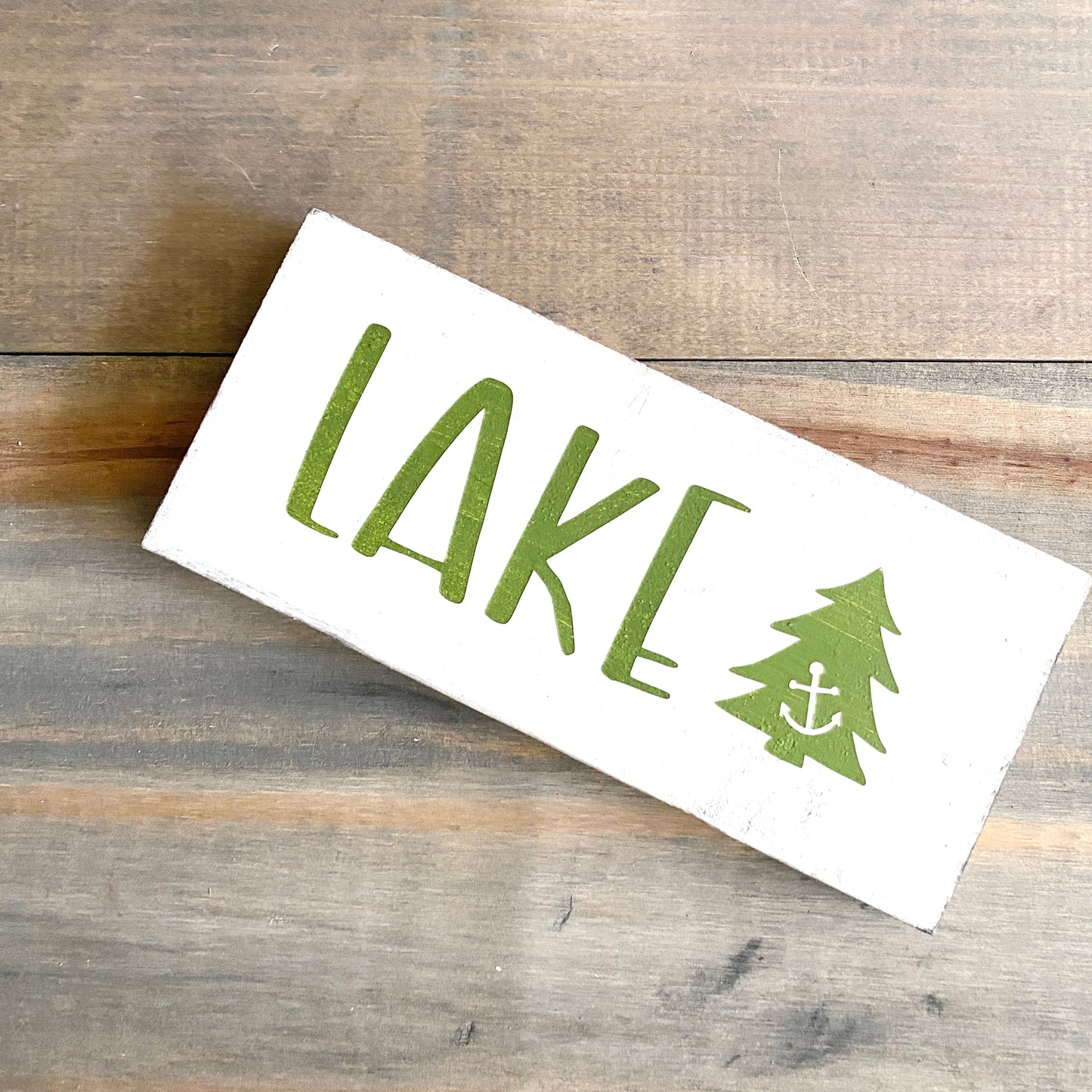 Lake Christmas Tree Sign